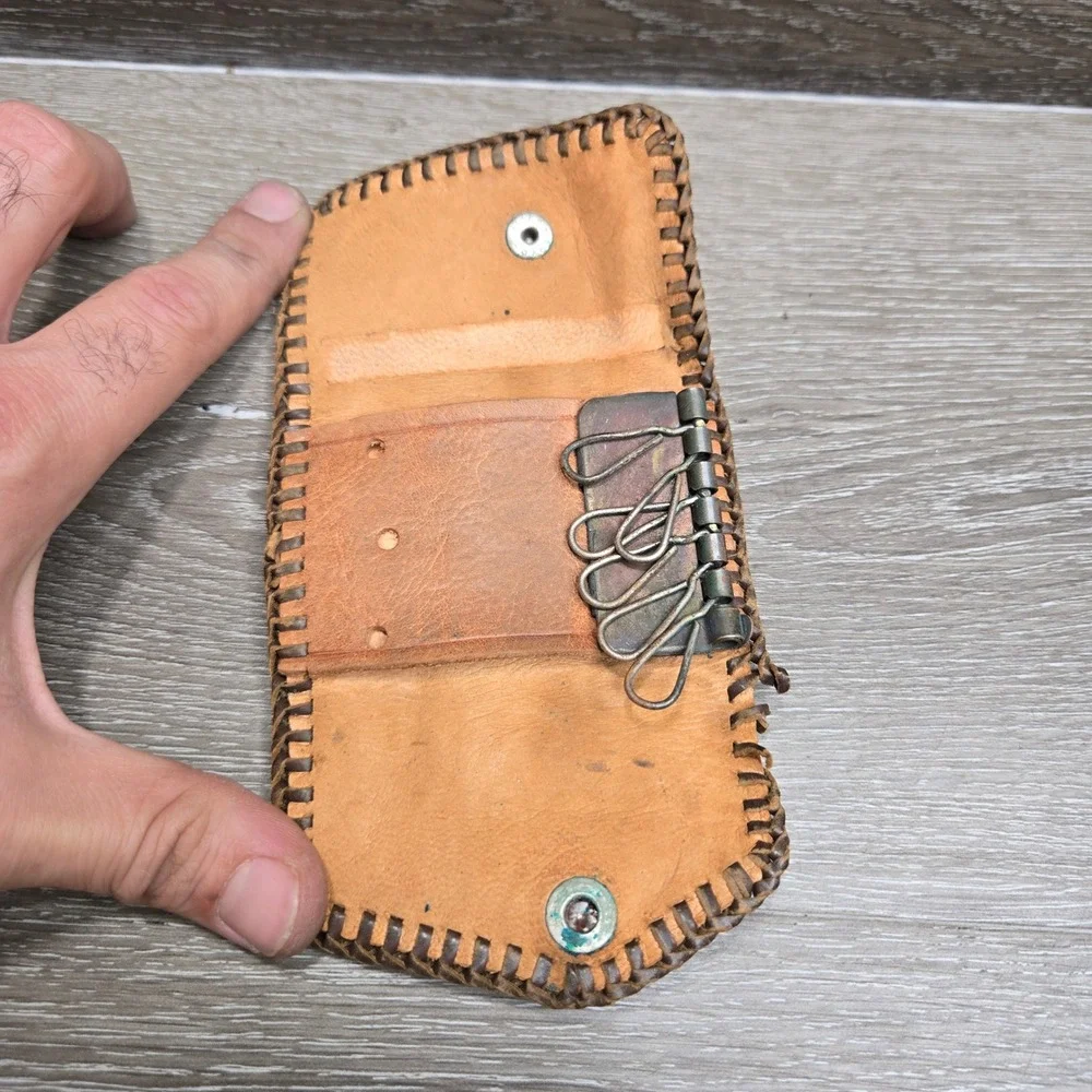 Vintage Hand Tooled Leather Key Case Walet Brown Floral Western